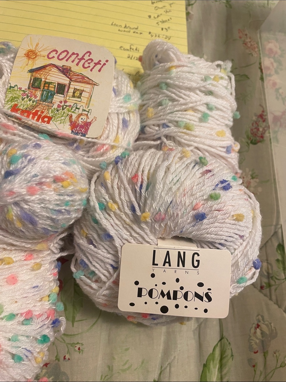 LANG Yarns Pompons Confetti White Multi Dot Novelty Yarn 3 Skiens and 4 Skiens c